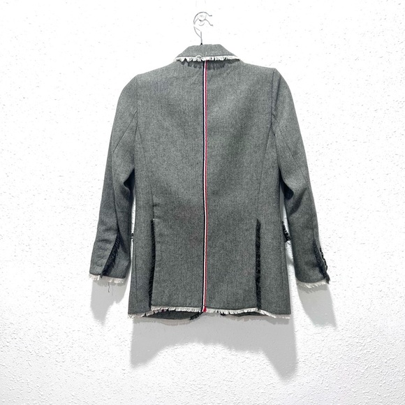 Tweed Gray Blazer with Notched Lapels and Structured Shoulders Small - Picture 9 of 13